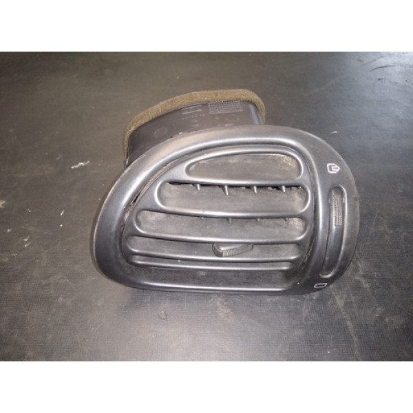 Difusor De Ar Peugeot 206 Lado Direito 2001 2003 2006