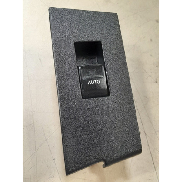 Botão Vidro Elétrico Traseiro Direito Corolla 2019