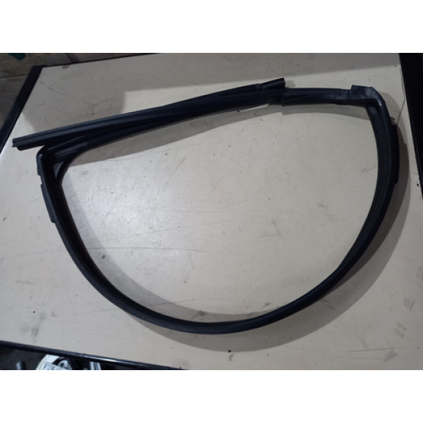 Canaleta Da Porta Dianteira Esquerda Nissan Kicks 2021 