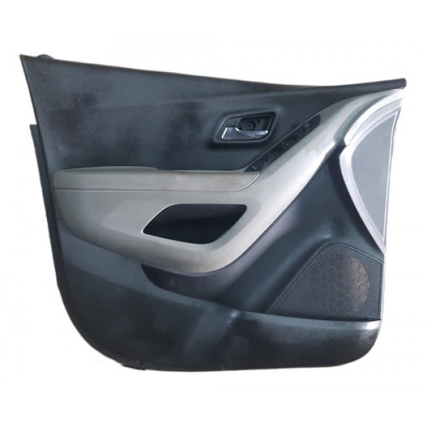 Forro De Porta Dianteira Esquerda Gm Tracker Ltz 1.8 2014
