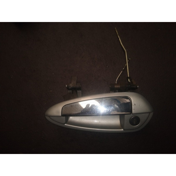 Maçaneta Porta Dianteira Esquerda Fiat Linea 2012 