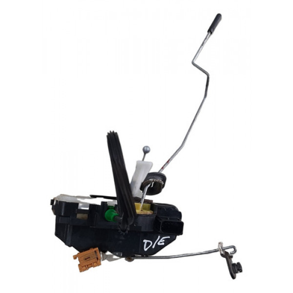 Fechadura Dianteira Esquerda Tracker Ltz 1.8  2014 13579522