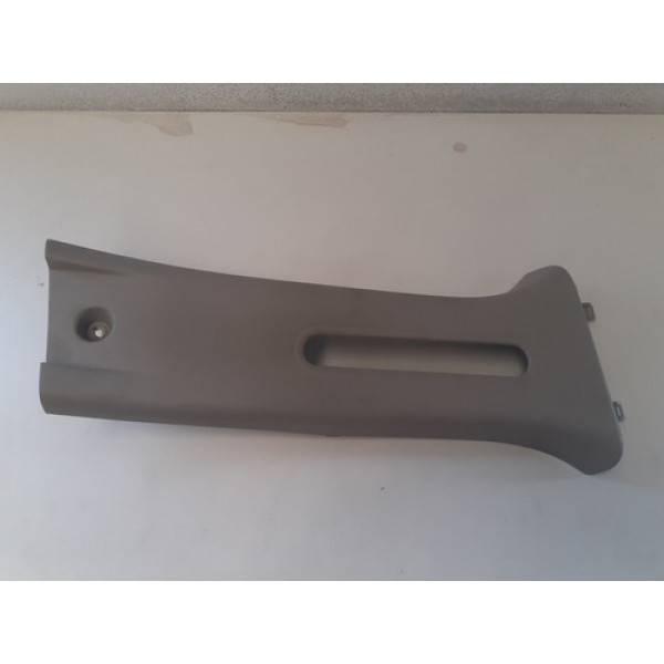 Acabamento Cinto Sandero Lado Direito Original 2015/2019