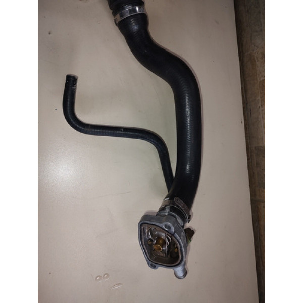 Carcaça Válvula Termostática Com Mangueira Fiorino 1.4 2021 