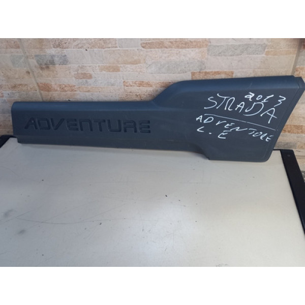 Friso Porta Esquerdo Fiat Strada Adventure 2013