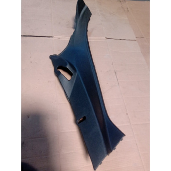 Acabamento Soleira Traseira Lado Direito  Renault Kwid 2020