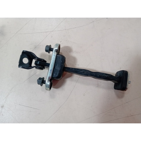 Limitador Da Porta Dianteira Esquerda Gm Onix Turbo 2020