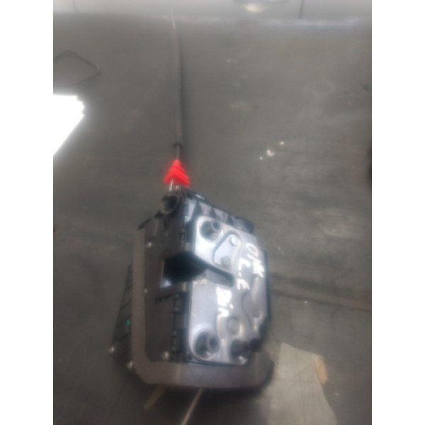 Trava Porta Dianteira Esquerda Onix 2018