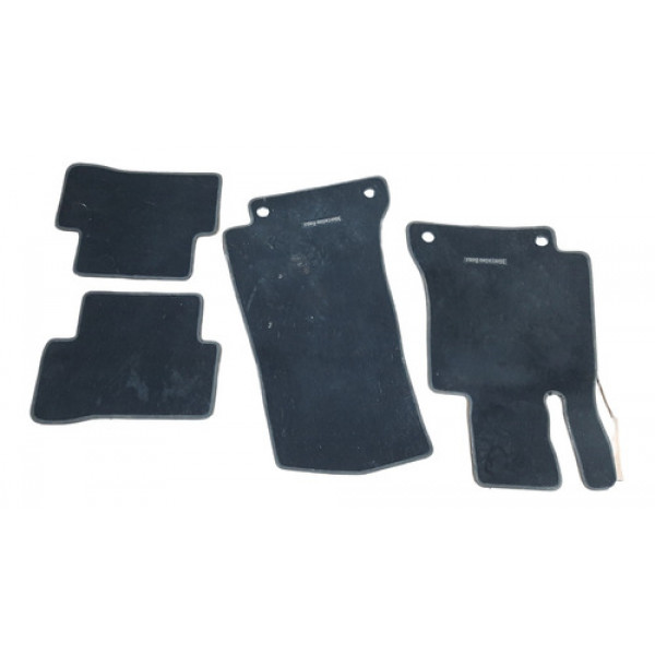 Jogo Tapete Mercedes C180 2015 Original