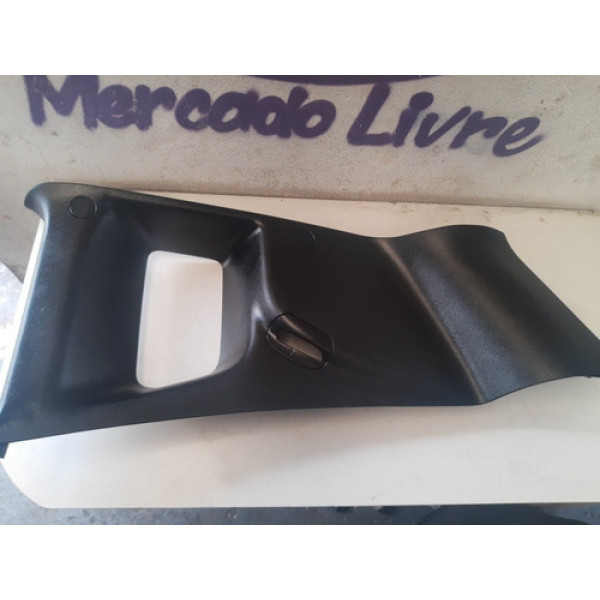 Acabamento Coluna Traseira Direita Jeep Renegade 