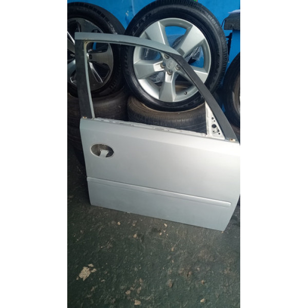 Porta Dianteira Direita Meriva 2003 A 2012 Original Gm 