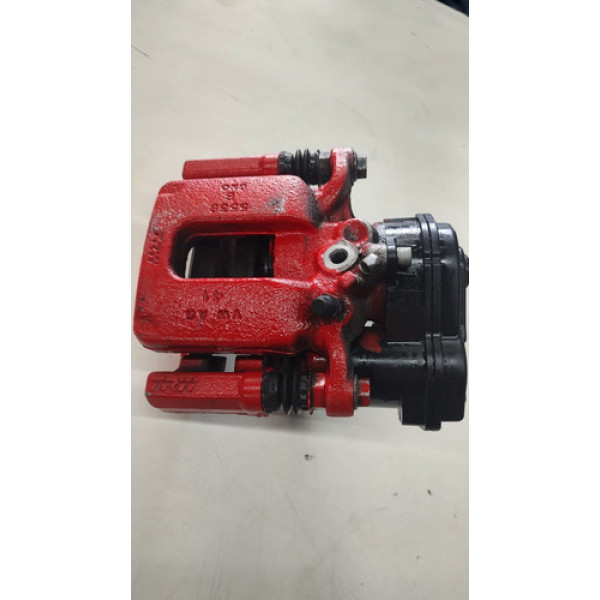 Pinça Traseira Esquerda Audi Q3 1.4 2018 Original Com Motor