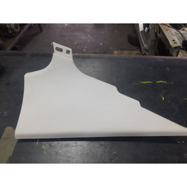 Acabamento Coluna Traseira Esquerda Prisma 2016/2019 Origina