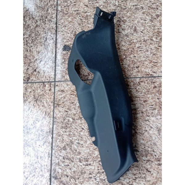 Acabamento Da Coluna Traseira Direita Gm Onix Turbo 20.