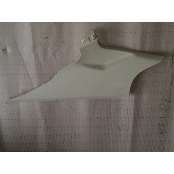 Acabamento Coluna Superior Traseira Direita Corolla 2019