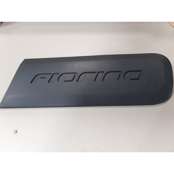 Acabamento Lateral L.e Fiat Fiorino 15 A 20 10021164sx