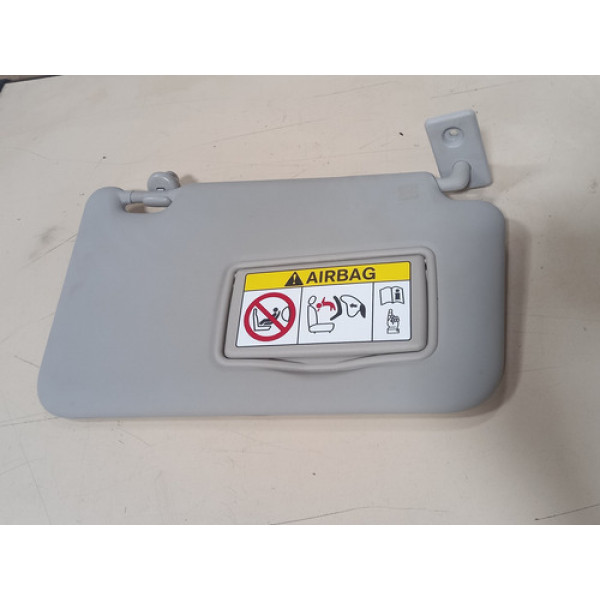 Quebra Sol Passageiro  Lado Direito  Kicks Nissan 2021