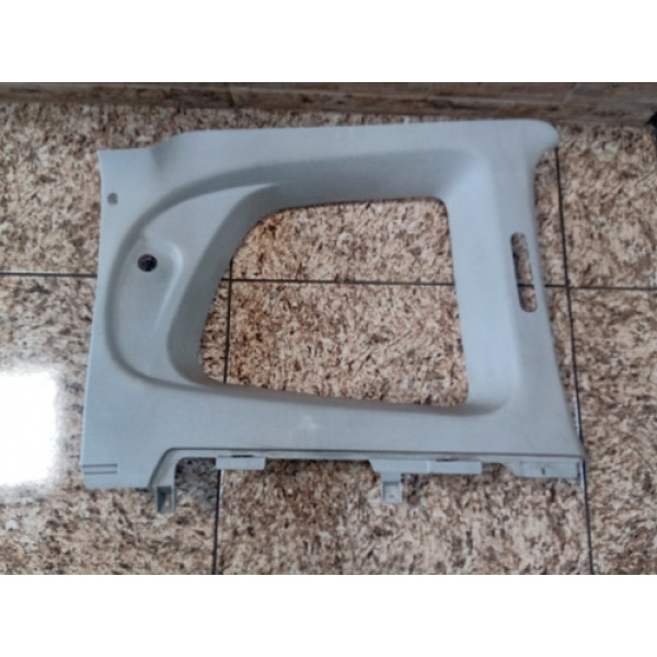 Acabamento Vidro Tras Esquerda Fiat Strada  2014 3 Portas