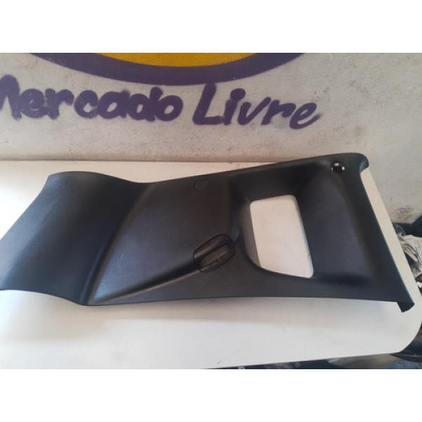 Acabamento Coluna Traseira Esquerda Jeep Renegade 