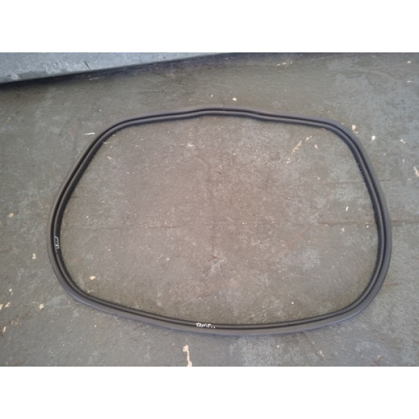 Borracha Tampa Traseira Fiat Mobi 2017/2019 