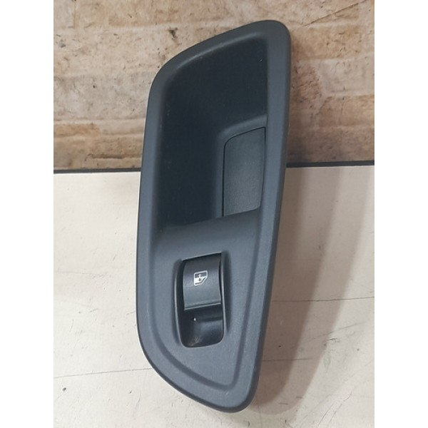 Moldura Com Botão Vidro Elétrico Trás Esquer Fiat Argo 2018