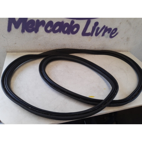 Borracha Da Tampa Traseira Ford Ka Hatch 2021 Original 