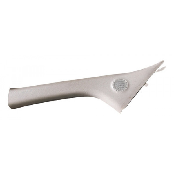 Moldura Coluna Esquerda Parabrisa  Tracker Ltz 1.8 16v 2014