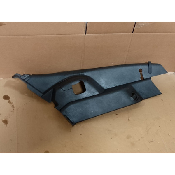 Acabamento Coluna Banco Traseiro Direito  Nissan Kicks 2021