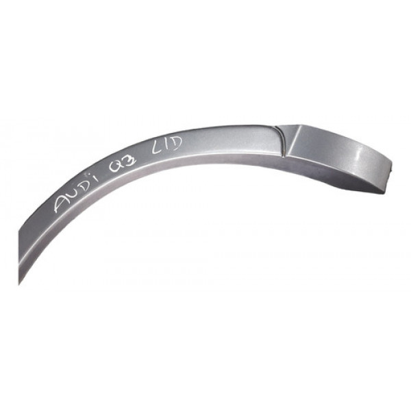 Aplique Traseiro Direito Audi Q3 2018