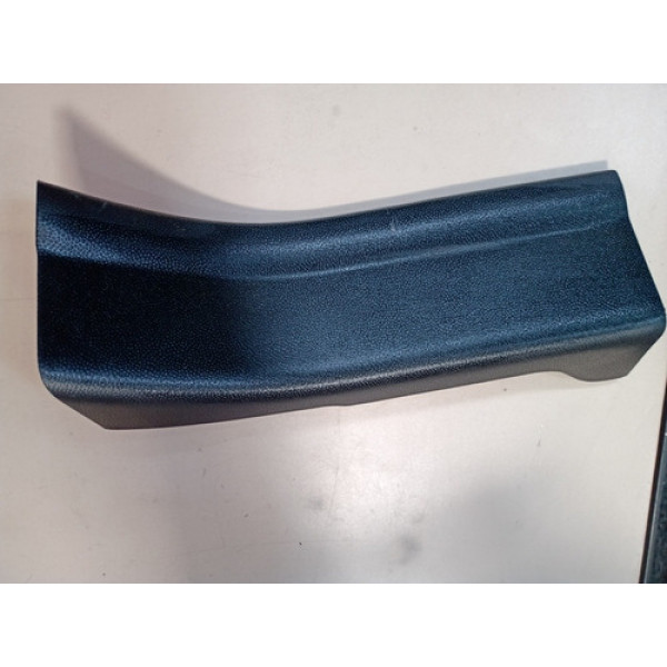 Acabamento Lateral  Pé Soleira Esquerda Jac T40 2019/20 