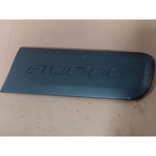 Moldura Lateral Esquerda Fiat Fiorino  2019 100211164