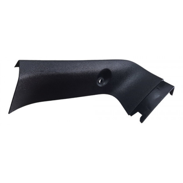 Acabamento Direito Tampa Traseira Tracker  2014 95093327